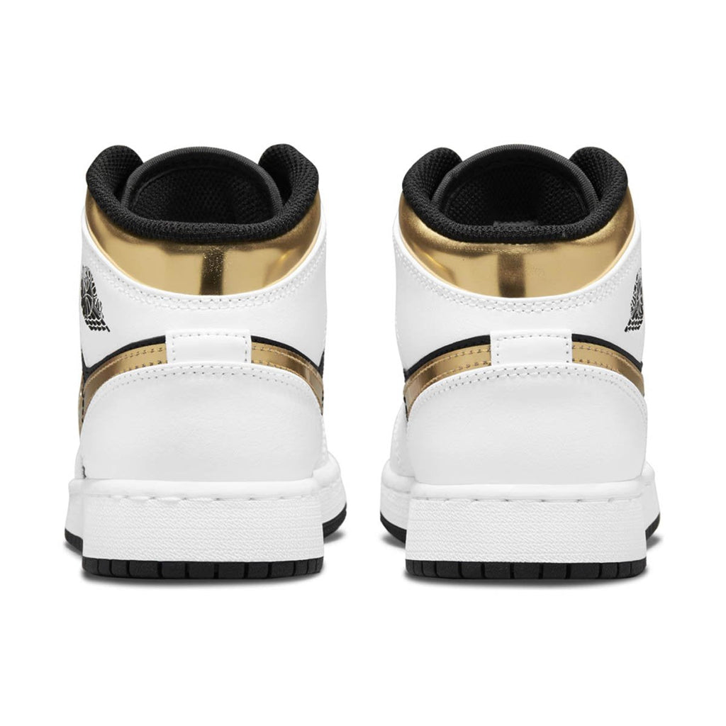 Air Jordan 1 Mid Big Kids' Shoe