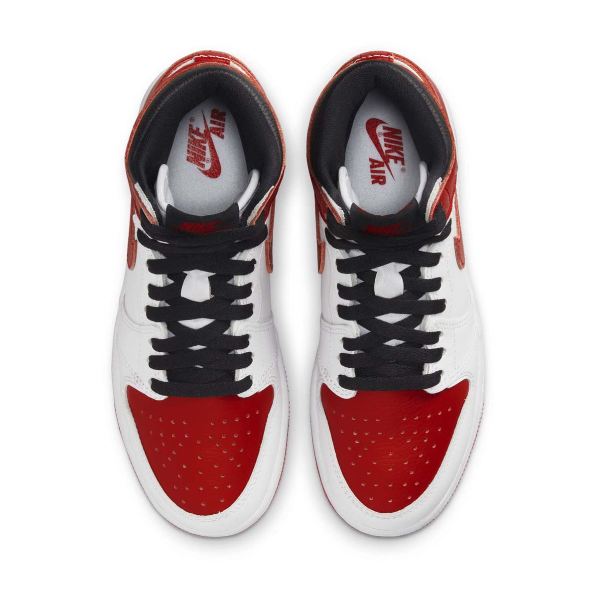 Air Jordan 1 Retro High OG Boys' Shoe