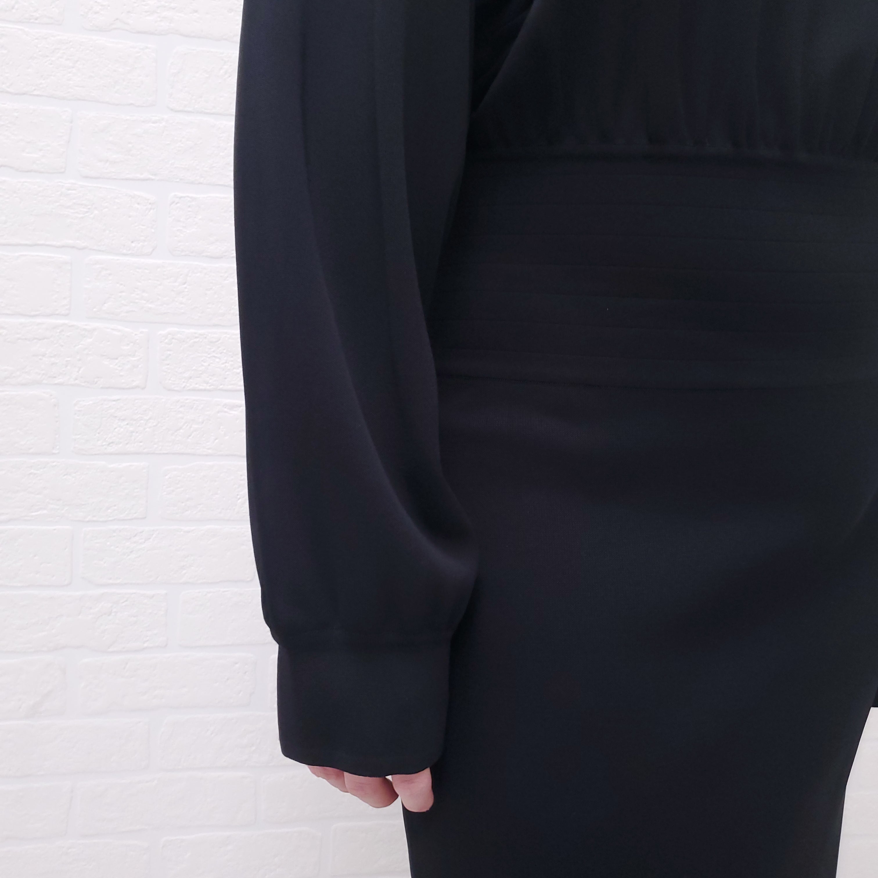 ALAÏA BLACK LONG SLEEVE OPEN BACK DRESS - SIZE 42