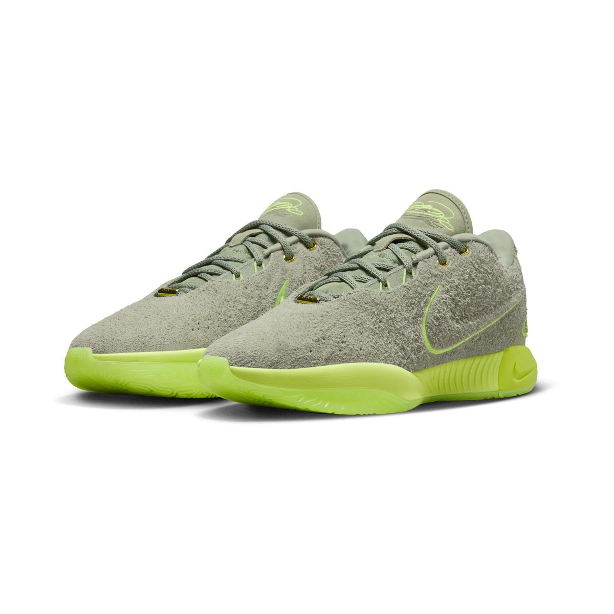 LeBron XXI Basketball Shoes