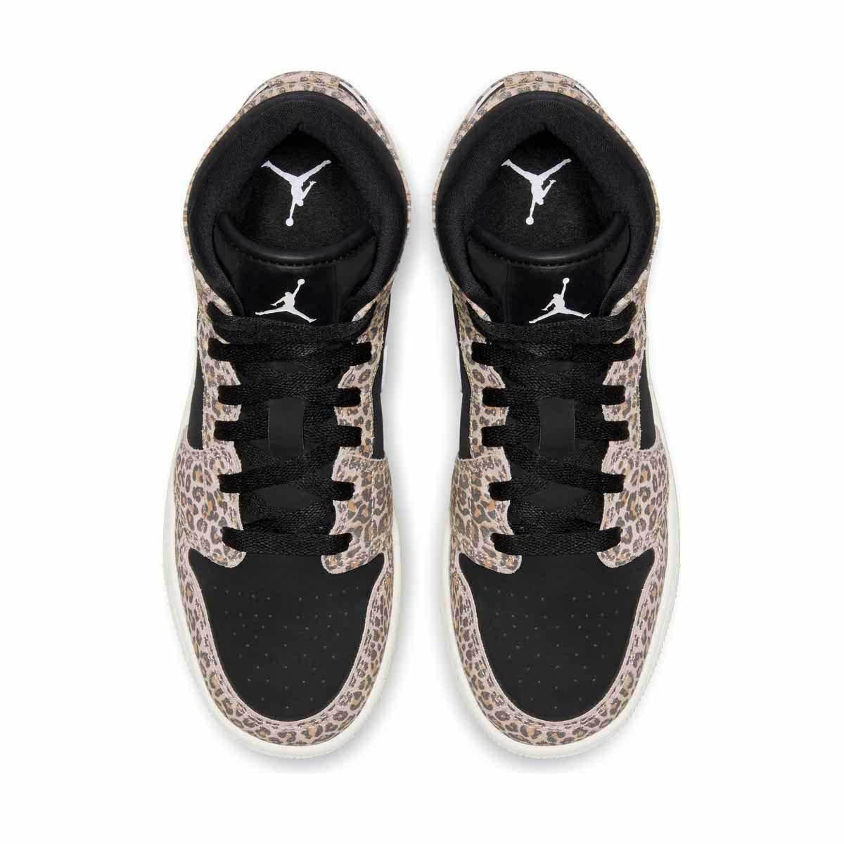 Big Kids Air Jordan 1 Mid SE