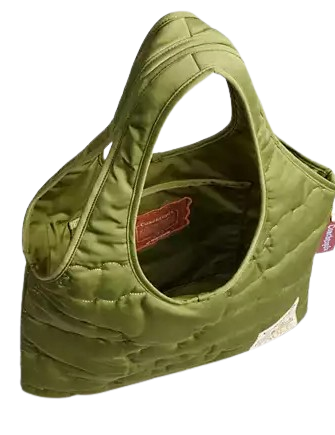 Coach Coachtopia Loop Flat Tote With Cloud Quilting