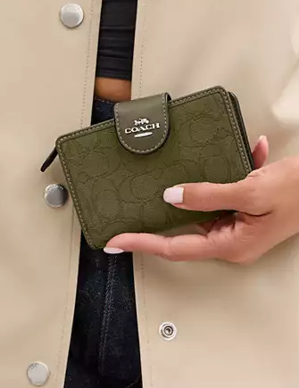 Coach Medium Corner Zip Wallet In Signature Jacquard