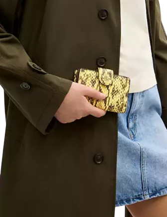 Coach Medium Corner Zip Wallet