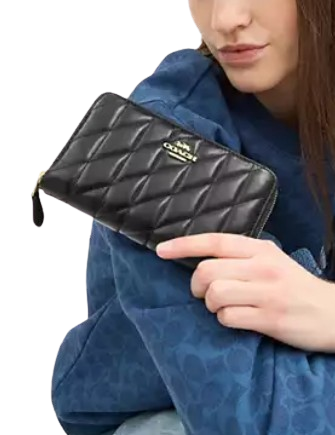 Coach Medium Id Zip Wallet With Quilting