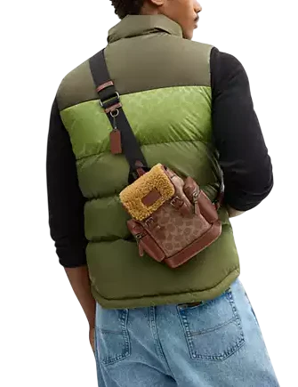 Coach Sprint Sling Pack In Signature Canvas