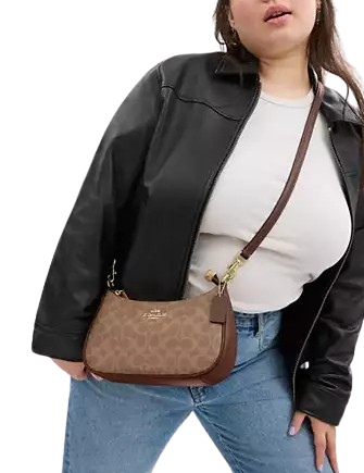 Coach Teri Shoulder Bag In Signature Canvas