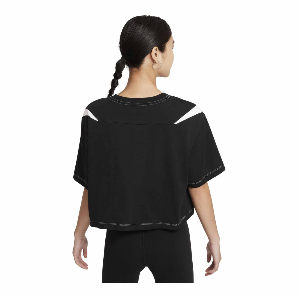 Nike Sportswear Swoosh