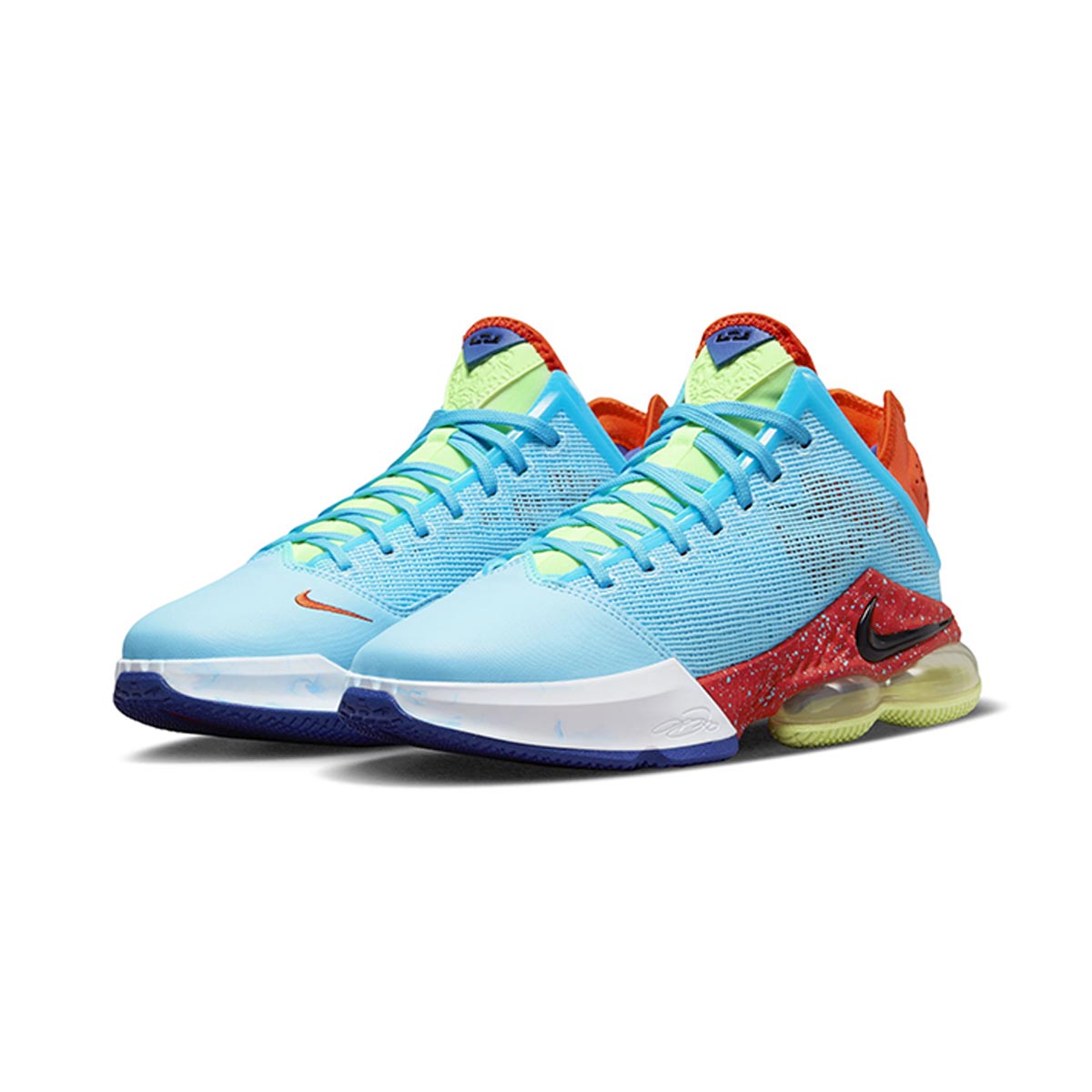 LeBron 19 Low Basketball Shoes