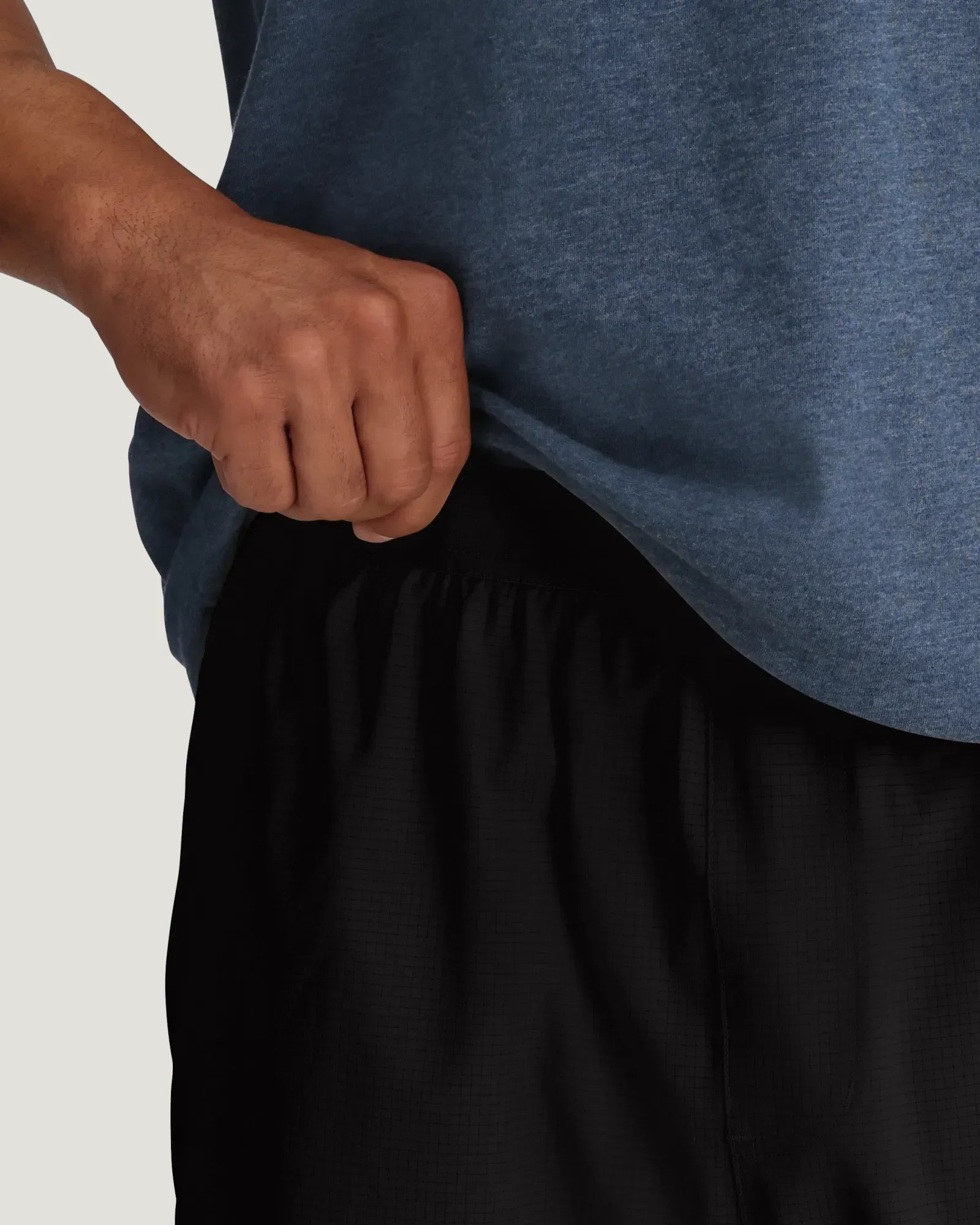 Men's Breeze Vent Short - Black